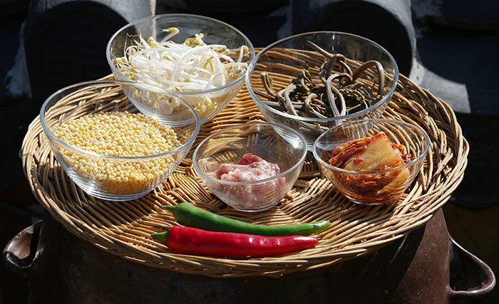 Bindaetteok_ingredients.jpg
