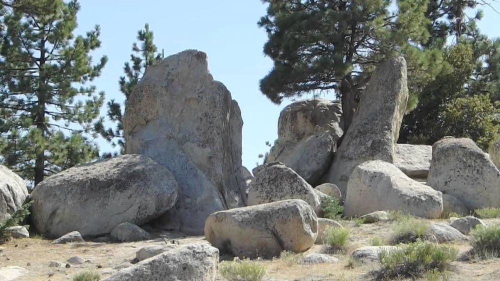MtPacificoRocks.jpeg
