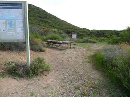02-Picnic-Table.jpg