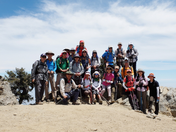 cucamonga peak 057.jpg