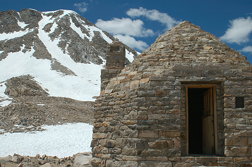 K033muirhut.jpg